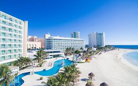 Hotel Krystal Cancun Mexico